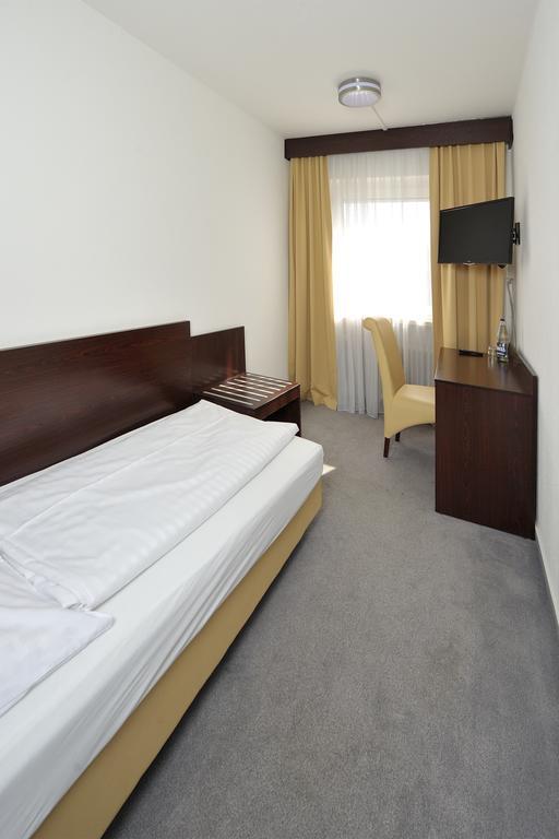 Steimbke Hotel Zur Post מראה חיצוני תמונה